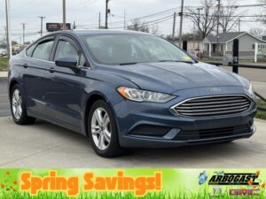 USED 2018 Ford Fusion SE FWD 4D Sedan $15,780