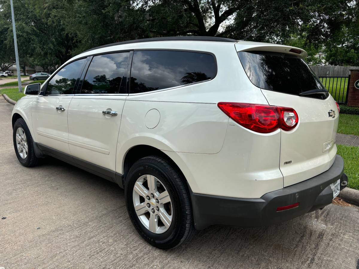 
								2012 Chevrolet Traverse $4,200 full									