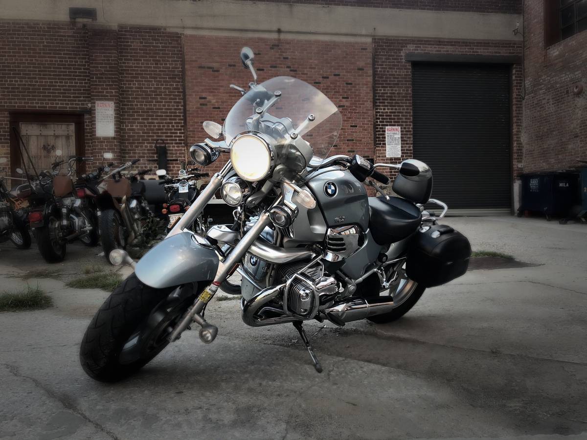 2004 BMW R1200C Montauk $8300