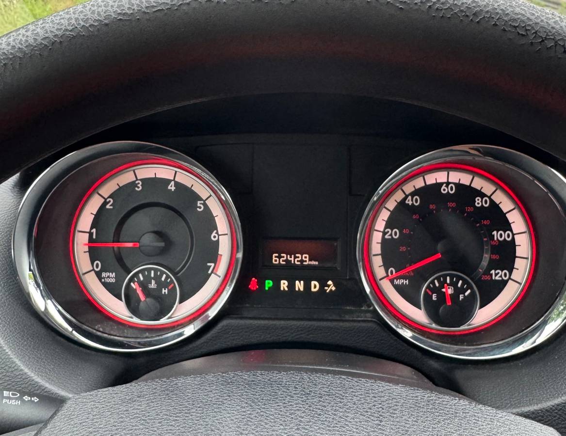 
								2017 Dodge Grand Caravan $11,500 full									