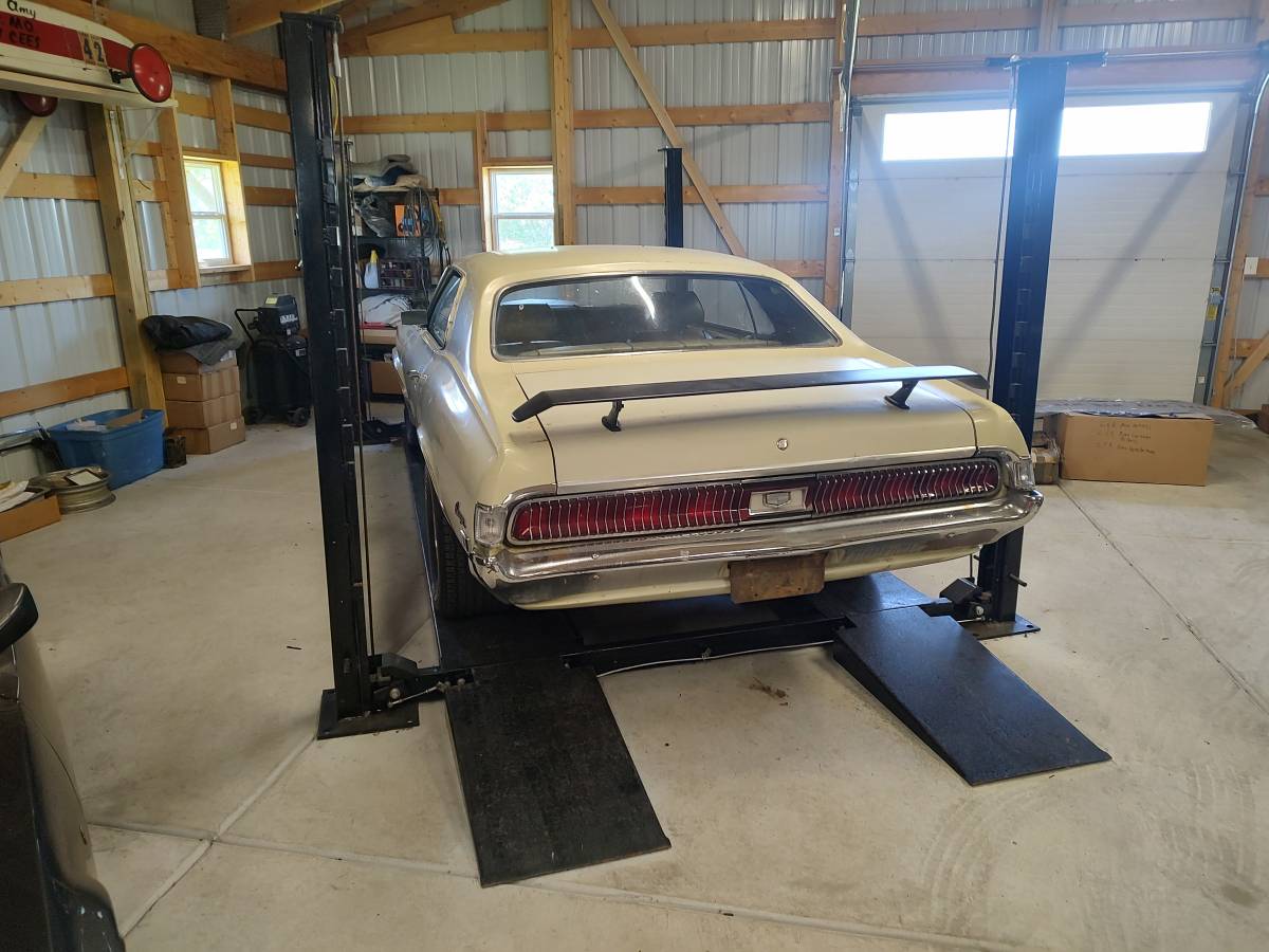 
								1969 Mercury Cougar $11,500 full									