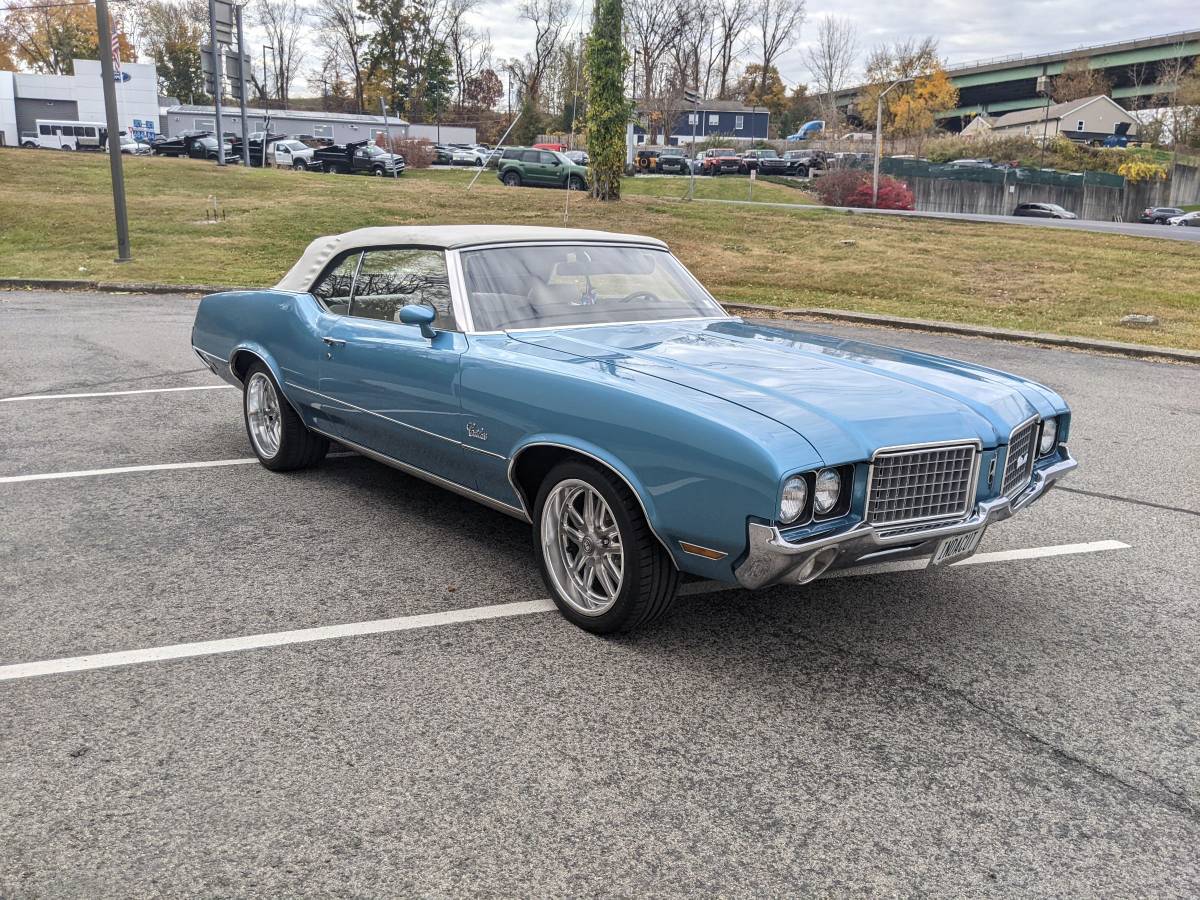 1972 Oldsmobile Cutlass Supreme Convertible $51,999