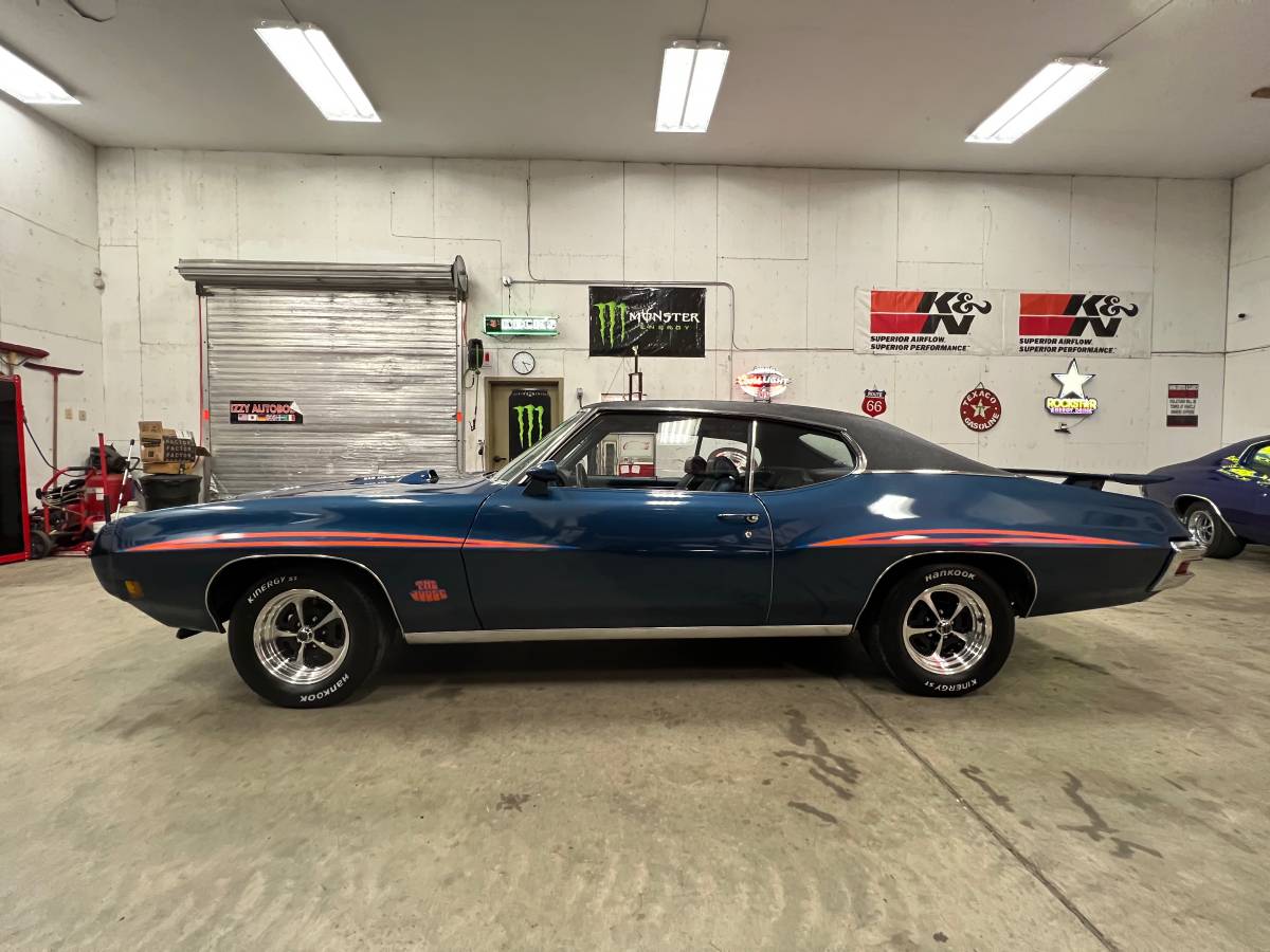 
								1970 Pontiac GTO Judge $68,000 full									